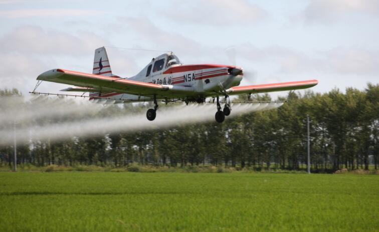 飛防植保、標普農業(yè)、全豐航空、飛防服務